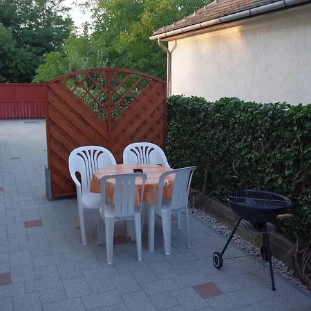 Apartment Lola Vendeghaz Siofok