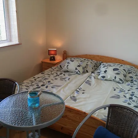 Lola Vendeghaz Apartment
